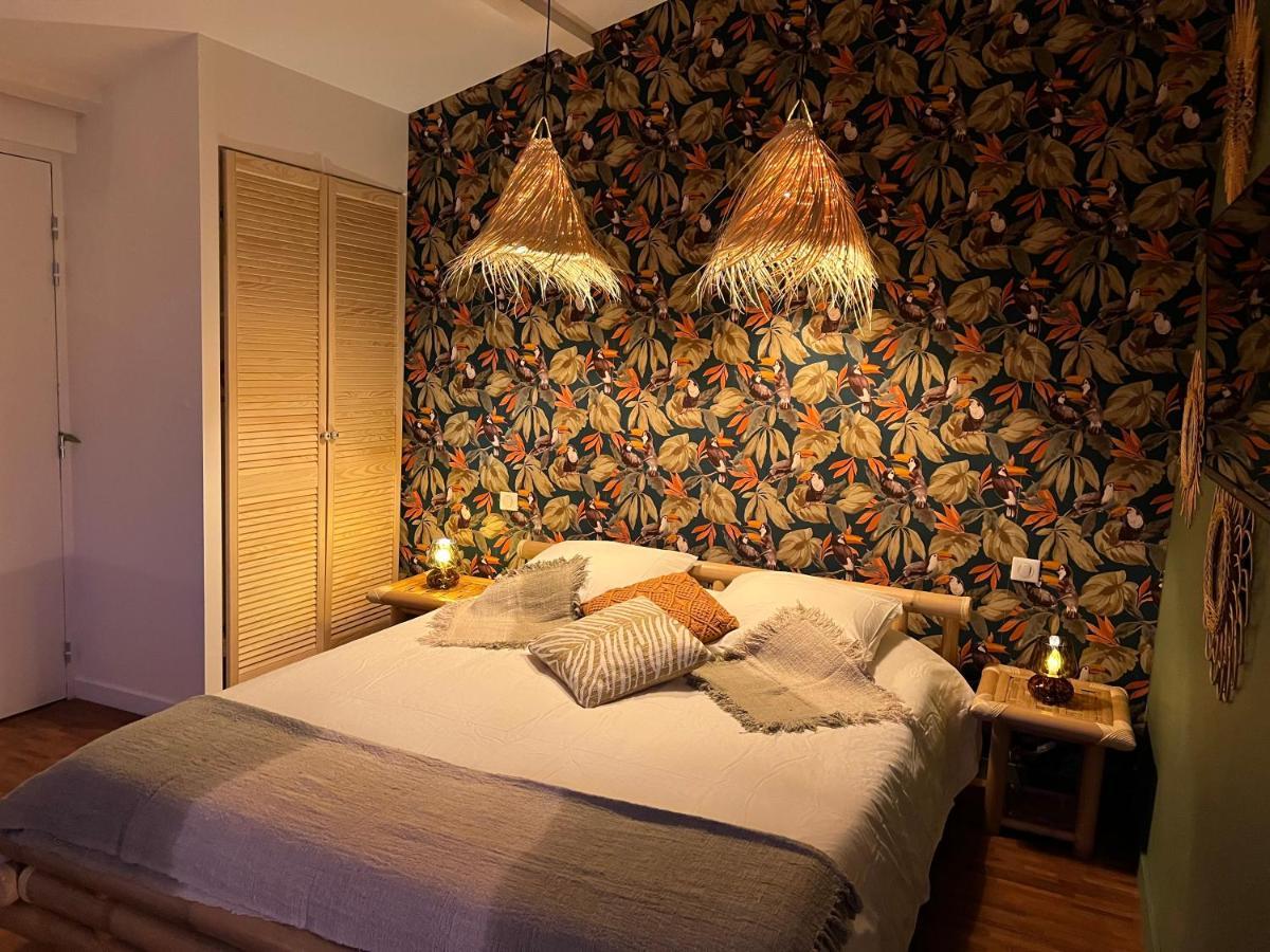 La Belle Marcelle - Chambre D Hotes Avec Jacuzzi Bed & Breakfast Beauvallon  Bagian luar foto